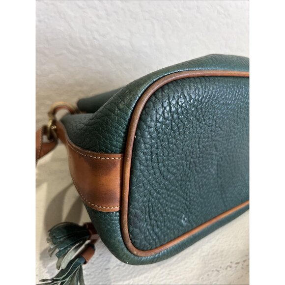 Vintage Dooney & Bourke Green All Weather Pebbled Leather Drawstring Bucket Bag - Picture 8 of 16